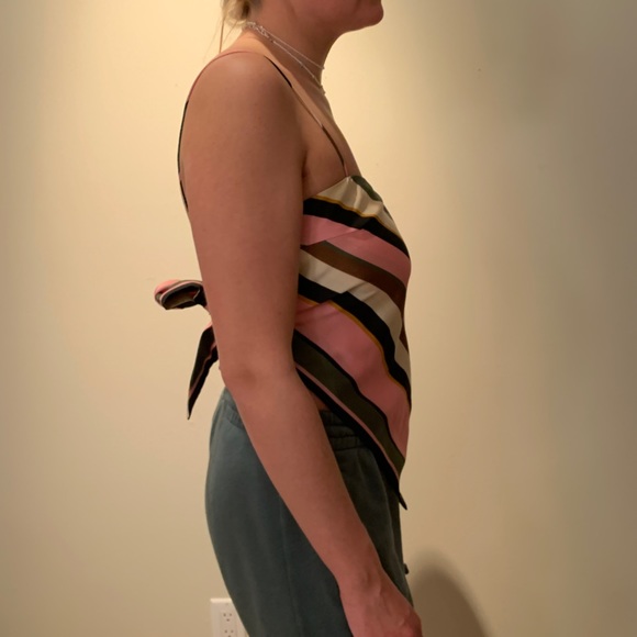 Tie Bandana Top - Picture 2 of 4